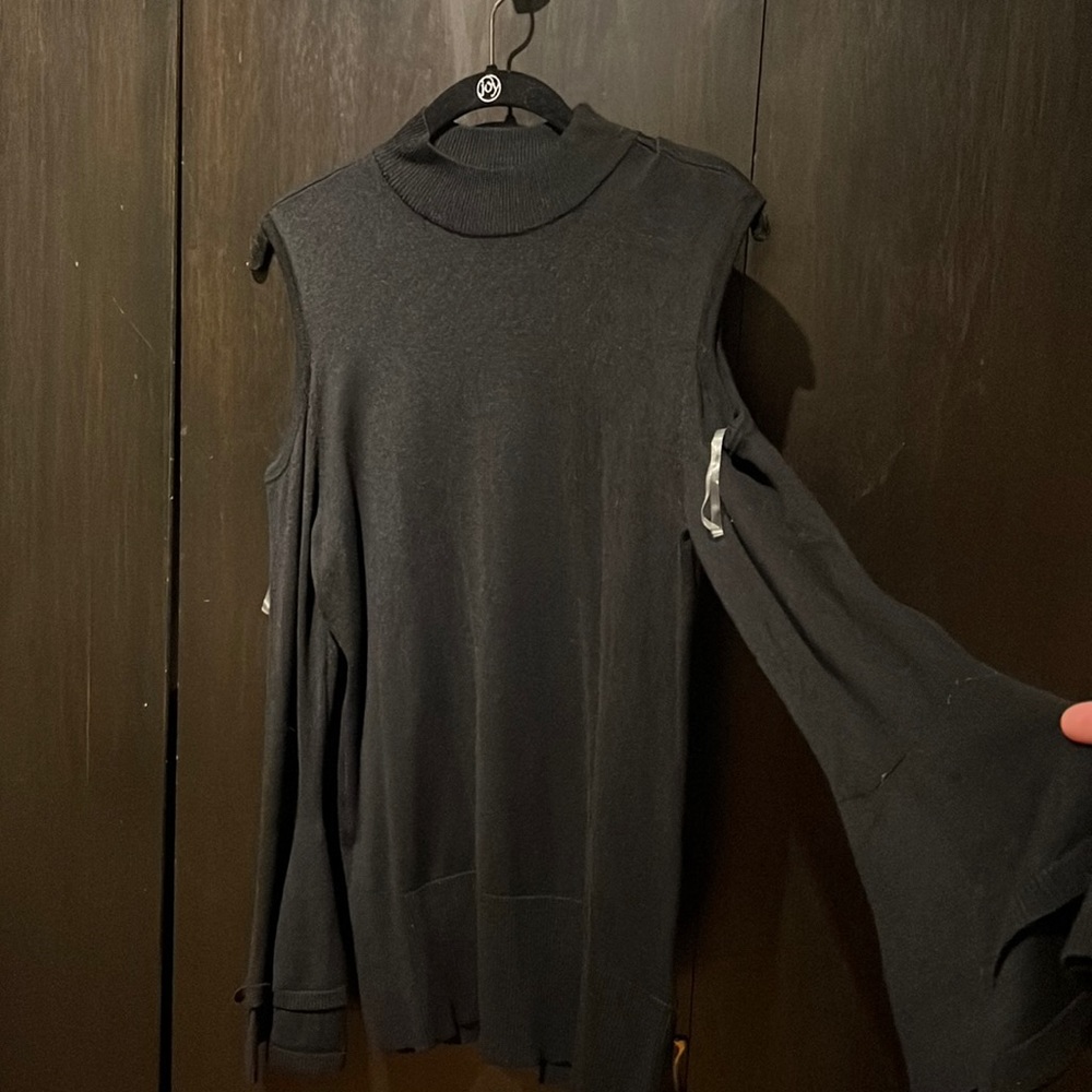 2 for $15 NWOT Thalia Sodi open shoulder sweater